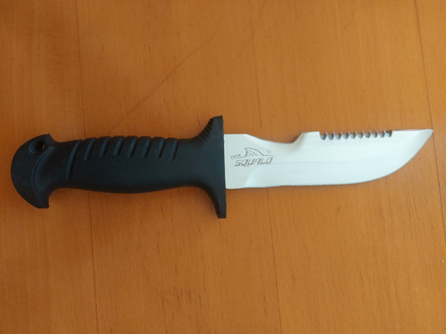 Coltello sub squalo - da,